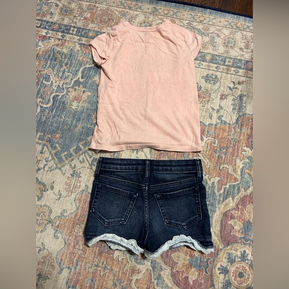 Pink Graphic Tee and Denim Shorts Set - Picture 4 of 5